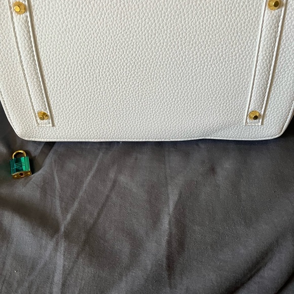 🇺🇸SALE TODAY ONLY Fashion white pebbled satchel H style lock inspire - Picture 5 of 7